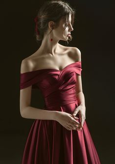 Name:Off shouder evening dress, charming burgundy party dressMaterial:satinColor:as picture or custom colorNeckline:off shoulderBack details:bandageDress type:A-lineFeatures:charming&ltp&gtThis dress could be custom made, there are no extra cost to do custom size and color.</p>&ltbr/>&ltp&gt1, If the color is customized, please note the color & card number.</p>&ltbr/>&ltp&gt2,You can choose standard size or custom size . If dress is custom ma Off-shoulder Ball Gown With Fitted Bodice For Banquet, Elegant Off-shoulder Ball Gown For Banquets, Satin Off Shoulder Dress With Sweetheart Neckline For Party, Off-shoulder Bridesmaid Dress For Prom Season Banquet, Burgundy Satin Evening Dress For Wedding, Off-shoulder Ball Gown For Party, Red Off-shoulder Evening Dress With Fitted Bodice, Off-shoulder Satin Dress For Prom And Parties, Off-shoulder Satin Dress For Prom Season Party