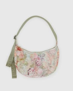 Medium Nylon Crescent Bag : Cream Chrysanthemum - Baggu Festival Bag Outfit, Cute Everyday Bags, Women’s Purses, Baggu Shoulder Bag, Everyday Bags For Women, Girly Purse, Baggu Crescent Bag, Baggu Bag, Hippie Grunge