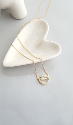 "This is a white marble with plated gold boho charm minimalist necklace. It is very simple, cute & stylish necklace. It goes with any outfits MEASUREMENT: Length:  17 3/8\" ♥    ♥    ♥    ♥    ♥    ♥    ♥    ♥    ♥    ♥    ♥    ♥    ♥    ♥ Please visit my Etsy store for more collections http://www.lesacandchic.etsy.com ♥    ♥    ♥    ♥    ♥    ♥    ♥    ♥    ♥    ♥    ♥    ♥    ♥    ♥ ." White Stone Necklace, Marble Necklace, Swirl Earrings, Stylish Necklace, Loop Earrings, Marble Stone, Necklace White, Marble Stones, Wire Earrings