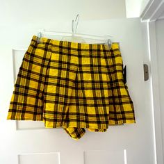 Nwt Womens Wild Fable Target From Clueless Yellow Plaid Skort Yellow Plaid Skirt, Plaid Skort, Yellow Plaid, Plaid Skirt, Clueless, Plaid Skirts, Wild Fable, Skirt Top, Yellow Black