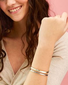 Super shiny hammered metal in a modern silhouette, the Zorte Bangle Bracelet in Silver is your ideal accessory whether worn stacked or solo. Silver Kendra Scott, Bracelet In Silver, Hammered Metal, Brass Metal, Kendra Scott, Bangle Bracelet, Rose Gold Plates, Rhodium Plated, Bangle Bracelets