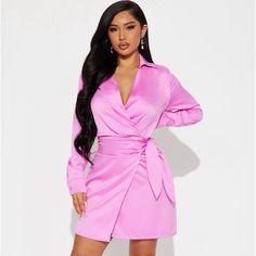 New Medium Pink Wrap Dress Fashion Nova Chic Fitted Wrap Dress For Party, Chic Wrap Dress For Party, Long Sleeve Wrap Dress For Spring Party, Glamorous Midi Dress For Going Out, Chic Party Knee-length Wrap Dress, Chic Knee-length Party Wrap Dress, Chic Wrap Dress For Fall Night Out, Dressy Knee-length Wrap Dress For Party, Knee-length Dressy Wrap Dress For Party