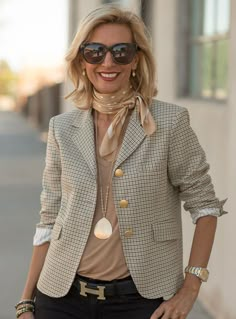 The London Houndstooth Blazer $198.00 www.jacketsociety.com Summer Work Outfits, Houndstooth Blazer, A Jacket, Blazer Outfits, Work Outfits Women, Fashion Over 50, Work Attire, Lee Min, Work Fashion