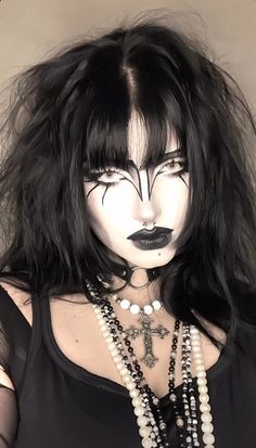 Karmen Core, Goth Updo, Cybergoth Makeup, Edgy Makeup Looks, Gothic Hairstyles