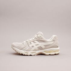 Beige Running Shoes With Vibram Sole, Asics Beige Running Sneakers, Asics Low-top Cream Sneakers, Asics Beige Low-top Sneakers, Beige Low-top Asics Sneakers, Grey Running Shoes, Asics Sportstyle, Asics Women Gel, Gel Kayano