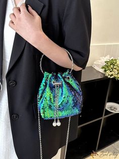 BirdinBag - Sequin Embellished Top Handle Bucket Bag - Ideal for Party & Clear Bag Accessory Sequin Embellished Top, Prom Purse, Classic Purse, Sequin Bag, Drawstring Bucket Bag, Chic Type, Stylish Shoulder Bag, Estilo Chic, Embellished Top