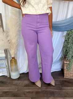 Description Your favorite pants are now available in purple for spring! This denim is on trend with the cropped length and frayed hem. With the added stretch factor, you won’t find style AND comfort like this anywhere else! Stretch wide leg denim High rise Cropped length with frayed hem Back pockets only 97% cotton, 3% spandex Size Guide These pants fit true to size and offer lots of stretch! Ella and Carley are wearing the size small. Jenn is wearing the size x-large. Small Medium Large X-Large Find Style, Pants Fit, Wide Leg Denim, Workout Pants, Size Guide, Wide Leg, High Rise, Spandex, Size Small