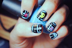 Pac-man nails Pac Man Nails, Kids Nail Designs, What I Like About You, Funky Nail Art, Pretty Nail Designs, Nails For Kids, Cute Nail Art, Funky Nails, Nail Games