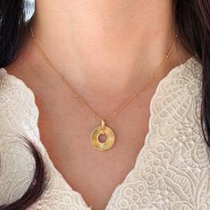 🌻This disc circle necklace combines a sleek disc pendant with an elegant circle, offering a modern and minimalist design perfect for everyday wear. 🥰This piece is meticulously crafted from S925 sterling silver(total 5.1g) and finished with a luxurious coating of genuine 18k gold plating. 🥰This necklace are adjustable to fit your desired size.We offer two lengths: 15.75+1.97 inchs 、17.72+1.97 inchs and 19.69+1.97 inchs. 🥰We will send it in a beautiful jewelry box and package it carefully. We offer boxes in blue, green, white, and black. Please leave a message specifying your preferred color 🥰Please leave a message if you need any assistance. Thank you. Gold Silver Necklace, Handmade Chain, Birthday Jewelry, Gold Disc, Circle Pendant Necklace, Disc Pendant, Birthday Jewelry Gift, Circle Necklace, Girls Birthday