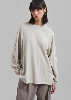 Color: Beige Lightweight cotton fleece Relaxed fit Crew neckline Long sleeves Drop shoulders Slip on style Unlined 100% Cotton Machine Wash Cold By The Frankie Shop. Imported Beige Long Sleeve, The Frankie Shop, Frankie Shop, Long Tshirt, Cotton Fleece, Long Sleeve Tee, Drop Shoulder, Crew Neckline, Long Sleeve Tshirt