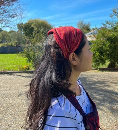 All assorted headbands fair-trade made by local Nepalese. please let me know which headband you would like with the order. Headbands Hairstyles, Bandeau Headband, Hippie Headband, Hippie Headbands, Workout Headband, Bridesmaid Accessories, Boho Headband, Wide Headband, Yoga Workout