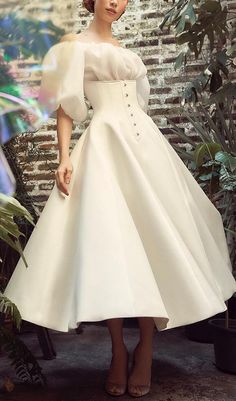 Gaun Fashion, Sewing 101, Fashion 1950s, Glam Dresses, Elegant Outfit, Chic Dress, Fancy Dresses