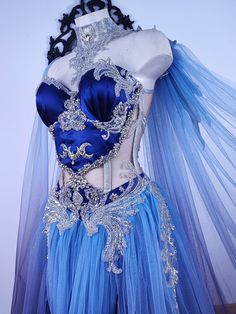 I can make the celestial goddess armour dress of your dreams (in the style of the pics) come true from 5000 to 5999 euros Pics and video are for reference, each design is one of a kind and created for each customer with custom design and tailored to her measurements. Something similar or a variation of the design from the pics could be created of course. My bridal and ballgown dresses are made with high quality fabrics like : satin, lace, tafeta, silk... Corsets have modesty panel, high quality Acotar Dress, Ballgown Dresses, Armour Dress, Wedding Dresses Fairytale, Fantasy Wedding Dress, Celestial Goddess, Pagan Wedding, Fantasy Dresses, Goddess Dress