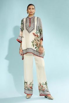 Shop for Rajdeep Ranawat Beige Chanel Silk Printed Poncho Tunic for Women Online at Aza Fashions Collar Chanel, Rajdeep Ranawat, Tunics Online, Satin Color, Notting Hill, Fashion App, Band Collar, Printed Sarees, Blue Silk