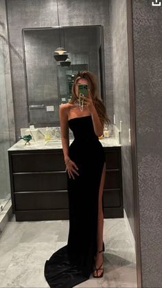 Simple Black Prom Dress With High Split,PD22009 on Storenvy Simple Black Prom Dress, Prom Dresses Long Black, Black Prom Dress, Black Prom, Prom Outfits, Modieuze Outfits, Dress Inspiration, Looks Chic, Mermaid Prom Dresses