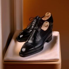 Customize handmade black leather oxford lace up brogue shoes for men, leather sole shoes, formal office wedding party dress leather shoes free personalization  Custom handmade premium leather shoes Experience the highest quality of craftsmanship with our handcrafted leather boots that are perfectly designed for the modern man. Made from fine grain leather, these boots ensure a durable and stunning look. - Beautiful sheepskin upper for a soft, dramatic finish. -Only durable calf leather combined Luxury Bridle Leather Oxfords For Men, Mens Wingtip Shoes, Men's Wedding Shoes, Cap Toe Shoes, Shoes Formal, Black Leather Oxfords, Leather Sole Shoes, Shoes Free, Wingtip Shoes