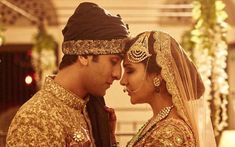 Channa Mereya..💖❤ #ADHM...😊👌😘 Best Breakup Songs, Channa Mereya, Pyramus And Thisbe, Breakup Songs, Vinyl Aesthetic, Song Hindi, One Sided Love, Anushka Sharma, Bollywood Songs