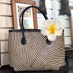 Handmade woven handbags with leather straps. Inside lined with pocket. Patterns may vary Natural Weave, Woven Handbags, Selling Online, Leather Handle, Hibiscus, Handmade Natural, Leather Straps, Australia, Handbags