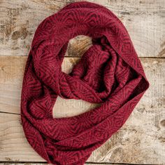 Burgundy  Infinity Scarf - Warm Knit Scarf This very soft knitted infinity scarf is made of a soft wool and orlon blend. Versatile, you can wear it in many ways, it will always keep you warm!  This cozy scarf best feature is its comfortable feel and lightweight finish while being very warm. This beautiful dark red scarf as a delicate pattern for a bohemian and modern look. Always in fashion, it goes well with most outfits and is perfect for every season. This product is very versatile, it can be used as a scarf, a pashmina shawl or an hooded circle scarf. The hunt is over, with this fashion scarf you have found the ideal best friend gift ! Unique gift for her of  gift for mom. Our Artisan Scarf Collection is handmade by the talented women of the Otavalo community in Ecuador. We celebrate o Dark Red Scarf, Knitted Infinity Scarf, Alpaca Wool Blanket, Scarf Knitted, Alpaca Blanket, Tube Scarf, Kids Scarf, Cozy Scarf, Red Scarf