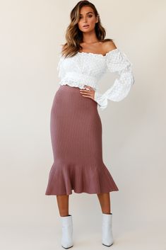 You're a style queen in our Shalon skirt. Featuring a stretchy, ribbed knit throughout, chic midi length and our favorite part, the gorgeous fluted hem! Enhance its feminine silhouette by teaming it with a sheer blouse and pumps. MODEL INFOModel is wearing size XSHeight: 5'8"Bust: 34"Waist: 23"Hips: 34"Size Guide CAREHand Wash Cold. Do Not Iron. MATERIALVISCOSE / POLY / NYLON Rose Selfie, Selfie Leslie, Clothing Tags, Antique Roses, A Style, Sheer Blouse, Midi Length, Ribbed Knit, High Waisted Skirt