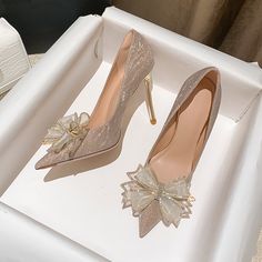 Color: Champagne, style: 5cm, Size: 38 Crystal High Heels, French Shoes, Hak Tinggi, Pretty Heels, Fancy Heels, New Bride, Elegant Flats, Fashion Shoes Heels, Cute Shoes Heels