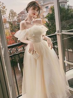 Tulle Tea Length Evening Dress For Prom, Elegant Summer Princess Dress For Prom, Cream Ball Gown Dress For Prom, Cream Ball Gown For Prom, Summer Prom Princess Fairy Dress, Summer Princess Fairy Dress For Prom, Cream Evening Dress For Party And Prom Season, Cream Gown For Prom, Tulle Tea-length Evening Dress For Prom Season