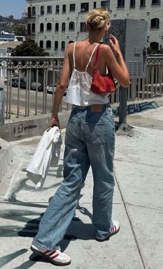 Summer City Outfits Street Style, Hailey Bieber Summer, New York City Outfits Summer, Fit Checks, Shopping Aesthetic, Adidas Samba Outfit, Samba Outfit, Nyc Outfits, Vibe Aesthetic