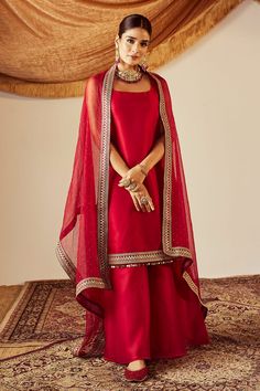 Garara Pants Pattern, Simple Anarkali Suits, डिजाइनर कपड़े, Red Kurta, Indian Dresses Traditional, Kurta Designs Women, Simple Pakistani Dresses