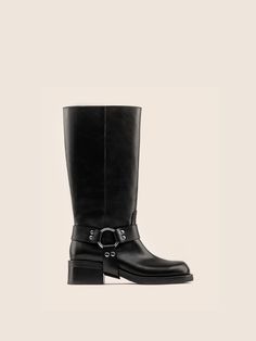 Lucca Black Boot Montecatini Terme, Sole Sisters, Trending Sandals, The Judge, Occasion Shoes, Riding Motorcycle, Knee High Leather Boots, Shoe Gifts, Wide Boots