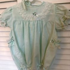 Vintage From 1986. 9 Month. Never Worn With Bonnet. Super Cute For Spring. 9th Month, Dresses Vintage, Kids' Dresses, Vintage Dresses, Color Blue, Super Cute, Formal Dresses, Dresses, Blue