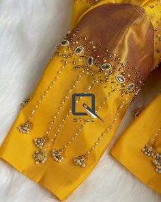 Yellow Blouse Maggam Work, Yellow Pattu Saree, Aari Work Sleeve Design, Engagement Stills, Hanging Blouse, Aari Work Saree, Latest Fashion Blouse Designs, Simple Aari Work Blouse Design