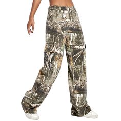 These American Vintage Camouflage Cargo Pants are a stylish addition to any wardrobe. Made from a durable cotton blend, they feature two side cargo pockets and a comfortably adjustable drawstring waist. Designed to last, these cargo pants provide a comfortable fit and effortless style. Features: -60% Cotton, 40% Polyester -High-rise waist -Fashion camouflage design -Side cargo pockets -Straight leg -Street unisex style Cargo Pants Women Baggy, Army Cargo Pants, Cargo Pants Baggy, Daily Street Style, Cargo Pants For Women, Camo Jogger Pants, Army Fatigue, Hiking Pants Women, Camouflage Cargo Pants