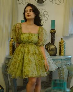 Small Frock Design, 2024 Wedding Trends Indian, Organza Short Kurti Designs, Organza Short Frock, Esther Anil, Glamorous Photoshoot, Organza Frocks, Small Frocks, Frock Photos