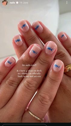 Minimalist Autumn Nails, Short Gel Nails Aesthetic, Short Nails Art Summer 2024, Short Nail Aesthetic Designs, Charleston Nails, Cape Cod Nails, Sardine Nails, Summer Short Nails 2024, Nails Short Autumn