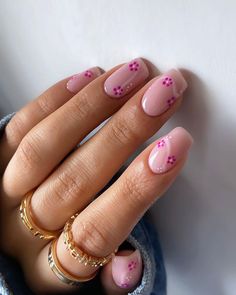 Short Pink Nails, Flower Nail Designs, Pink Nail Designs