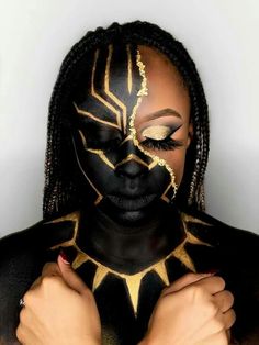 Black Panther Makeup, Panther Makeup, Black Panther Face, Halloween Makeup Clown, Disney Makeup, Paint Photography