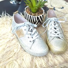 Beautiful Glitter Loafers For Girls. Kendall Kylie, Kendall + Kylie, Kids Sneakers, Moccasins, Kids Shoes, For Girls, Kids Shop, Loafers, Glitter