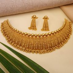 Shop online Kalyan latest trendy designs of Choker Necklaces. Choker Designs, Gold Design, Creative Design