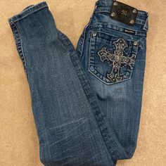 Nwot Miss Me Jeans Country Jeans, Miss Me Pants, Candle Pedestal, Digital Closet, Miss Me Jeans, Jeans Color, Dream Clothes, Fancy Dresses, Miss Me