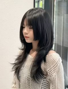 @btc.hairstudio1 (tiktok) Hime Cut Medium Hair, Hime Layered Cut, Hime Cut With Layers, Layered Hime Haircut, Long Hime Cut, Hime Hairstyle, Hime Haircut, Hime Cut, Suzy Bae