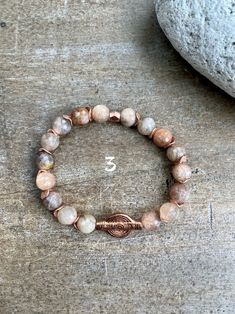 Adjustable Rose Gold Beaded Bracelets With Natural Stones, Adjustable Rose Gold Bracelet For Meditation, Adjustable Rose Gold Spiritual Beaded Bracelets, Bohemian Adjustable Sunstone Jewelry, Rose Gold Beads, Handmade Market, Citrine Beads, Diy Bracelet Designs, Peach Moonstone