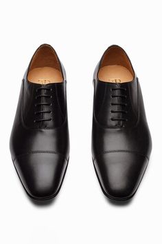 Black leather oxford shoes with a semi squared toe. - Aza Fashions Black Square Toe Oxfords For Business, Elegant Black Square Toe Oxfords, Business Dress Shoes With Leather Sole And Square Toe, Elegant Formal Oxfords With Square Toe, Formal Lace-up Shoes With Leather Sole And Square Toe, Classic Oxfords With Leather Sole And Square Toe, Classic Oxfords With Square Toe And Rubber Sole, Classic Square Toe Oxfords With Rubber Sole, Classic Square Toe Oxfords With Leather Sole