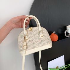 Fashion Lace Top-handle Bags For Women Casual Patchwork Straw Shoulder Bag Ladies Handbags Shell Crossbody Bags material: straw + pu ;size: 21cm * 15cm * 8cm ;color: black, beige, brown, khaki ;Note: because the display different, there may be a slight color difference Spring Top Handle Shoulder Bag With Mobile Phone Pocket, Spring Top Handle Mobile Phone Bag, Spring Satchel With Mobile Phone Bag For Daily Use, Cream Top Handle Bag For Spring, Spring Cream Top Handle Bag, Beige Double Handle Portable Bag, Spring Satchel Tote With Mobile Phone Bag, Handheld Crochet Bag With Smartphone Pocket For Daily Use, Spring Handheld Crochet Bag With Handles