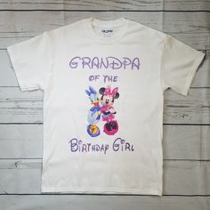 "This Minnie Mouse and Daisy shirt is so cute for Grandpa to wear for his Granddaughter's special day! Minnie Mouse and Daisy pose together in the center with the phrase \"Grandpa of the Birthday Girl\" in purple lettering. 🎀All items on Betsy's Itsy Etsy are made with love in a smoke free, pet free environment." Minnie And Daisy, Daisy Shirt, Disney Vacation Shirts, Minnie Mouse Shirts, Mickey Mouse Birthday Party, Pink Minnie, Minnie Mouse Birthday Party, Family Shirts Matching, Kids Fleece