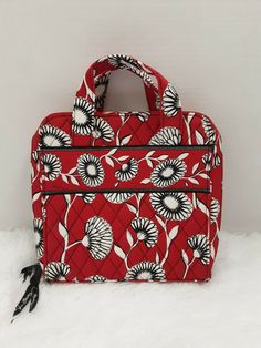 Vera Bradley Red, Black & White Flower Print Tech Organizer/Cosmetic Bag W/Mesh Pockets & Double Zipper Closure.  Pre-owned there are some small spots on the inside as shown in photos otherwise in good condition.  Perfect for carrying your power cords & chargers on the go or traveling.  Feel free to ask questions.  Thanks for looking!  Please check out my other listings.  This item will be shipped First Class. Red Rectangular Cosmetic Bag With Zipper, Red Rectangular Cosmetic Bag With Zipper Closure, Rectangular Red Cosmetic Bag With Zipper, Rectangular Red Cosmetic Bag With Zipper Closure, Red Cosmetic Bag With Zipper, Red Zipper Cosmetic Bag, Red Pouch Cosmetic Bag For Daily Use, Red Cosmetic Bag With Zipper For Everyday Use, Red Cosmetic Bag With Zipper Closure For Everyday Use