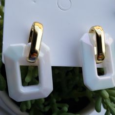 Acrylic Chain Shaped Earrings Lightweight. Comfortable All Day Wear. Trendy. Each Pair Sold Separately. White Earrings, Earrings Color, Chain, Gold, How To Wear, Women Shopping, White, Color