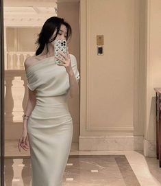 Fashion Party Dress, Feminine Clothing, 파티 드레스, Evening Dress Fashion, فستان سهرة, Women's Evening Dresses, Modest Fashion Outfits, Fashion Mistakes