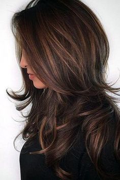 Fall hair color, Balayage Hair Color Ideas in Brown to Caramel Tones Auburn Balayage, Brunette Ombre, Brunette Balayage, Layered Hairstyles, Brunette Balayage Hair, Long Brown Hair, Trendy Hair Color, Balayage Brunette, Short Hairstyle