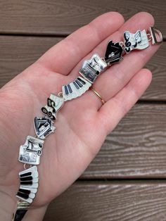 Beautiful bracelet! Please see my other listings for more vintage jewelry- I am happy to combine the shipping. Thanks so much! Lover Bracelet, Lovers Bracelet, Cute Bracelets, Music Lover, Piano Music, Chain Link Bracelet, Music Lovers, Beautiful Bracelet, Link Bracelets