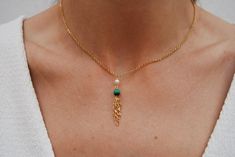 Sterling silver necklace with malaquite and pearls, dainty long layered necklace with yellow gold plated in 24K, drop necklace: 33 mm (1,30 in) diameter malaquite: 5 mm (0,20 in) diameter pearls: 4 mm (0,16 in) Elegant Malachite Gemstone Beads Jewelry, Elegant Malachite Necklace With Natural Stones, Elegant Malachite Pendant Necklace, Gold Bohemian Jewelry With Malachite, Gold Bohemian Malachite Jewelry, Handmade Elegant Malachite Beaded Necklaces, Elegant Gold Charm Necklaces With Gemstone Beads, Elegant Charm Necklaces With Natural Stones, Handmade Gold Necklaces With Malachite